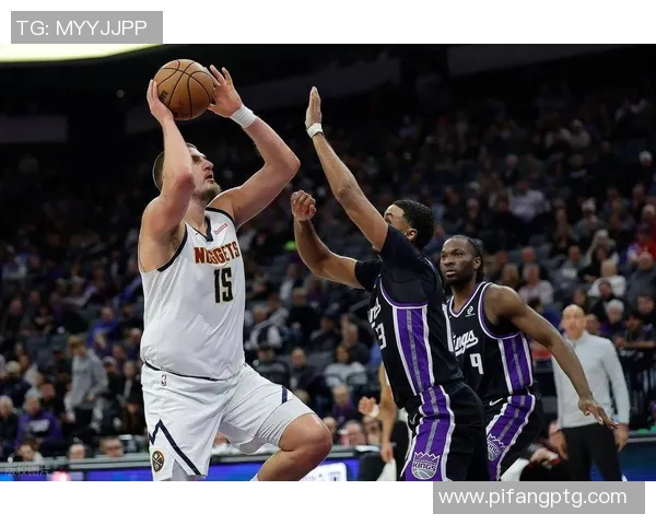 约基奇再创历史三双纪录掘金成功锁定西部第一宝座